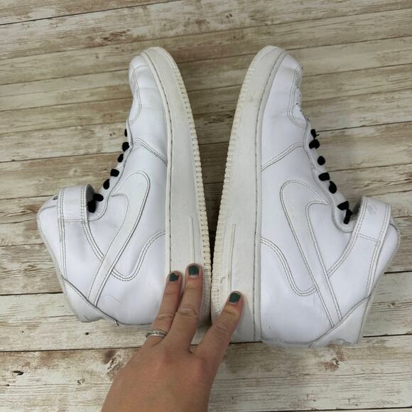 Nike Air Force 1 Mid CW2289-111 Triple White Lace Up Sneakers Men's Size 12 - Picture 6 of 8